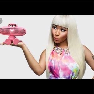 💕Nicky Minaj Beats Pill💕